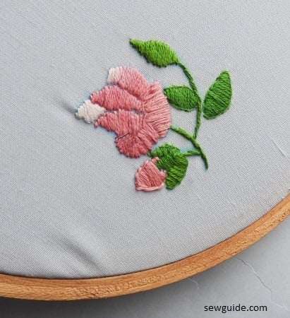 Flower petals filled with satin stitches