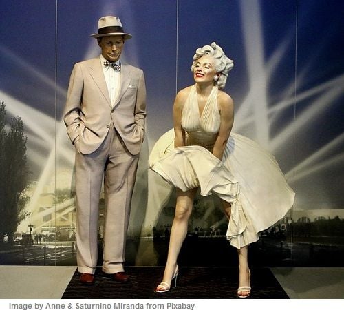 picture of statues of film stars -Marilyn monroe