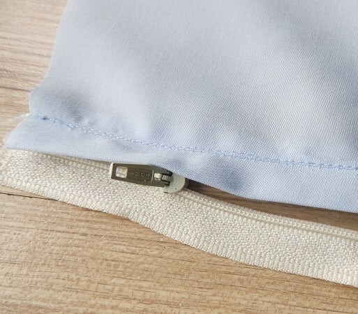 sewing pillow cases 